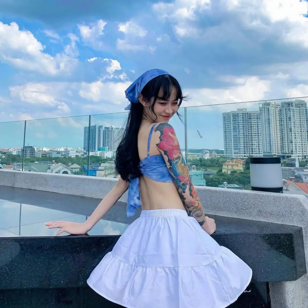 英格丽向西行